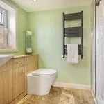 4 Bed In Sz321 Holiday home